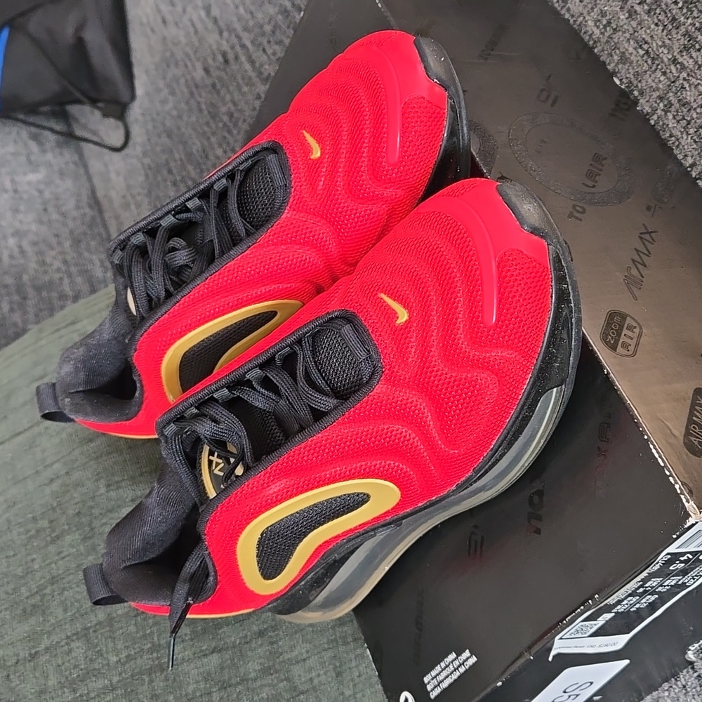 AIR MAX 720